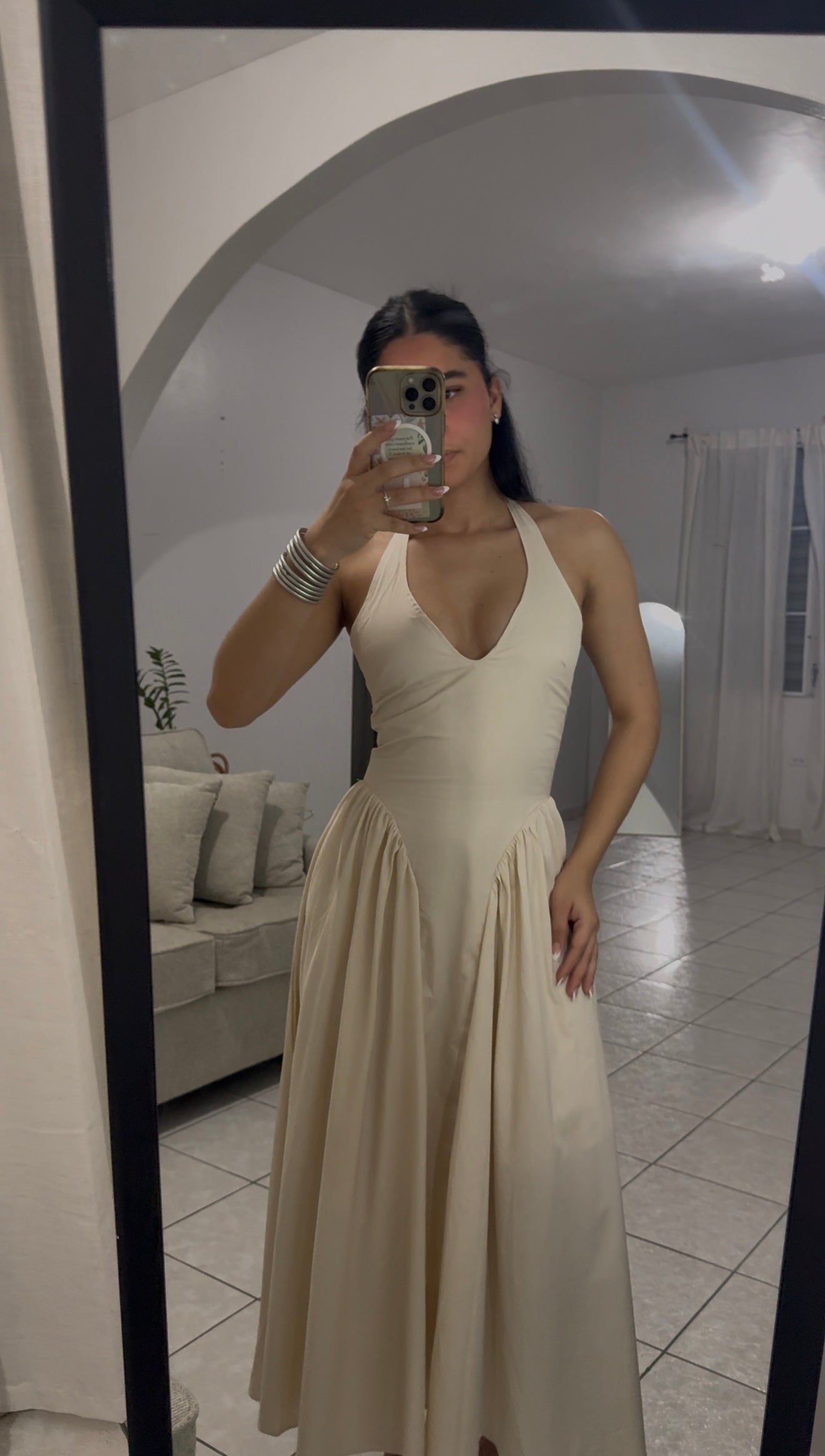 Traje Midi Beige